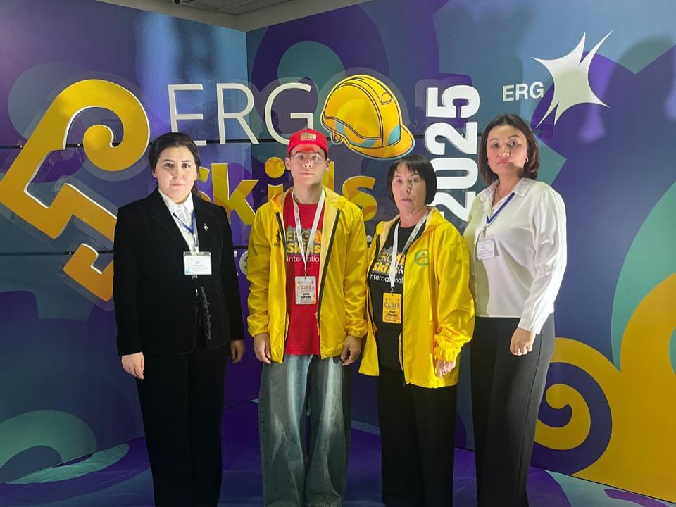 2025 11 03 18.22.09 3757728174844660527 42781414307